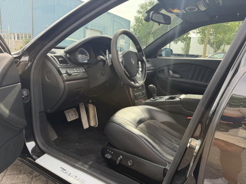 Maserati Quattroporte 4.2