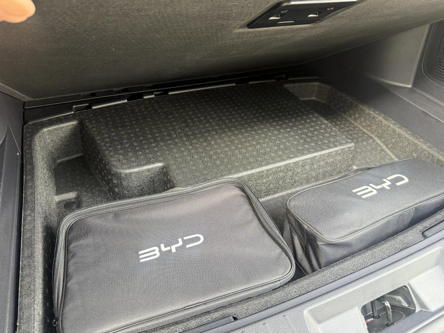 BYD SEAL U 1.5 T DM-i Comfort 125km elektrisch 26,6kwh