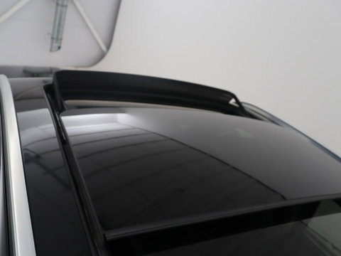 BMW X3 xDrive20i | Trekhaak | Panoramadak | Adaptive cruise | Half Leder | Head-up | Camera | Sfeerverlichting | Climate control | Stoelverwarming | Full LED |