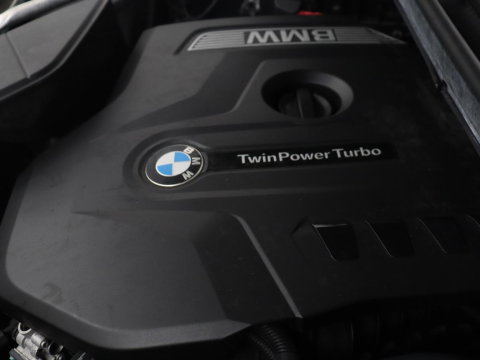 BMW X3 xDrive20i | Trekhaak | Panoramadak | Adaptive cruise | Half Leder | Head-up | Camera | Sfeerverlichting | Climate control | Stoelverwarming | Full LED |