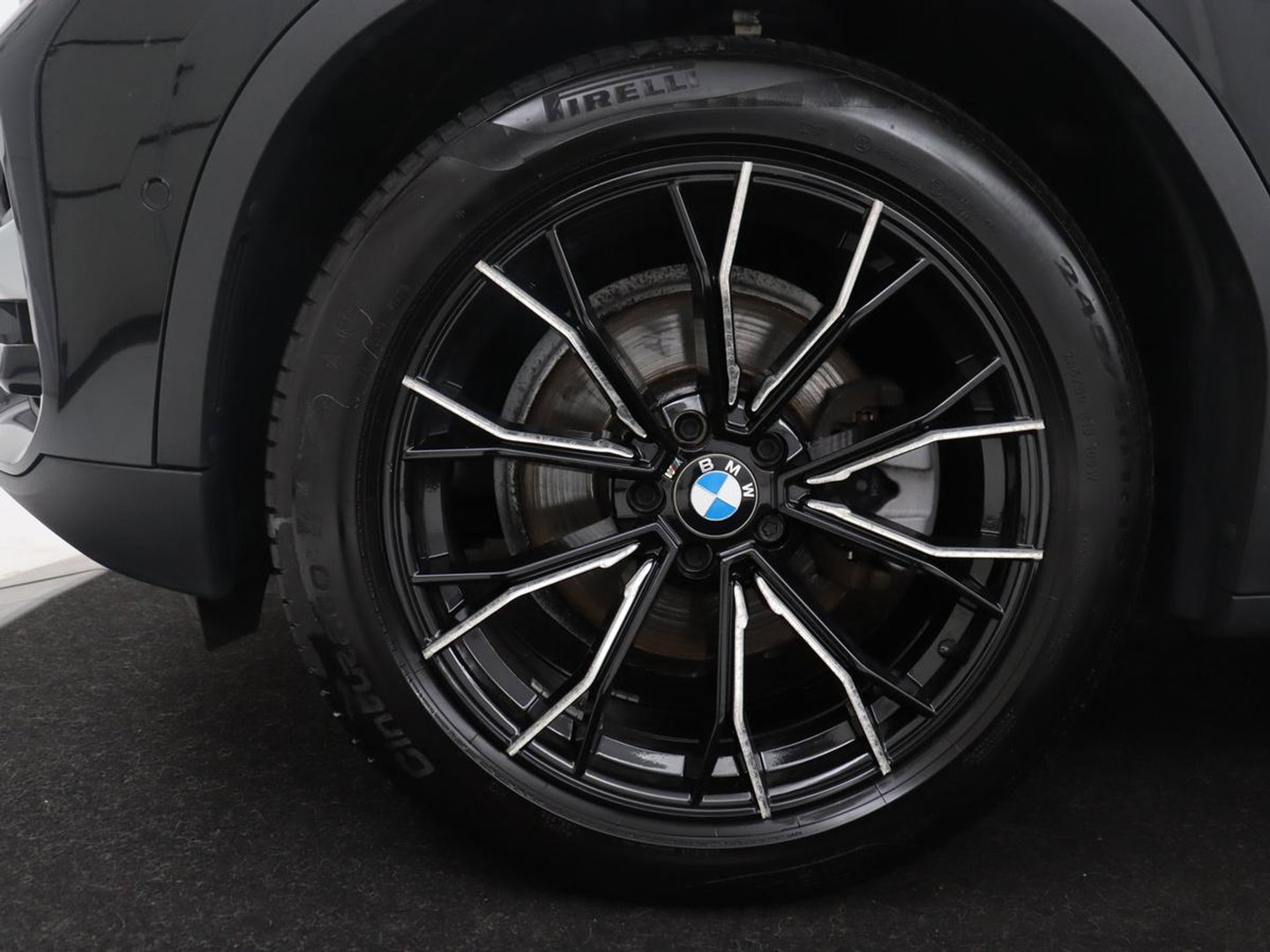 BMW X3 xDrive20i | Trekhaak | Panoramadak | Adaptive cruise | Half Leder | Head-up | Camera | Sfeerverlichting | Climate control | Stoelverwarming | Full LED |