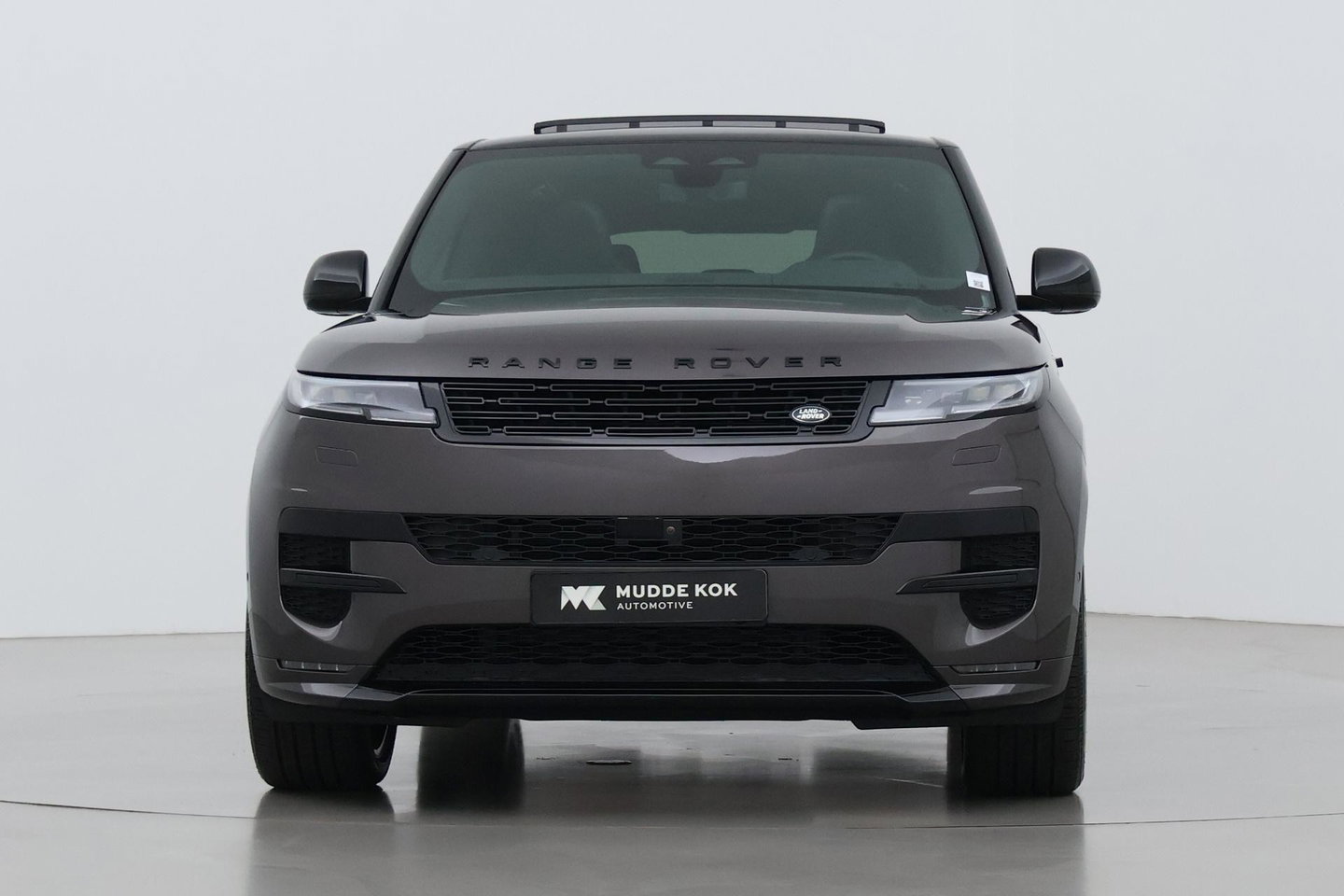 Land Rover Range Rover Sport 3.0 P550e Autobiography PHEV | Performance-voorstoelen | Black Pack | Massage | Meridian Surround | Koelbox | ClearSight | Trekhaak | 23 Inch