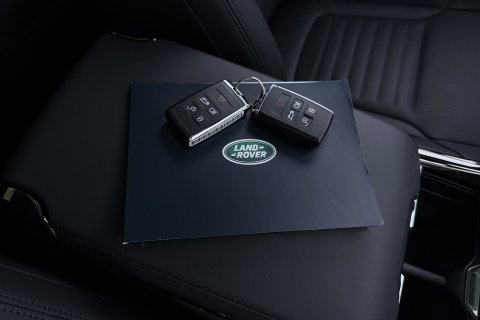 Land Rover Range Rover Sport 3.0 P550e Autobiography PHEV | Performance-voorstoelen | Black Pack | Massage | Meridian Surround | Koelbox | ClearSight | Trekhaak | 23 Inch