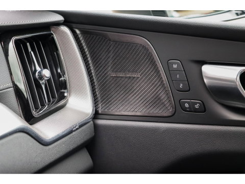 Volvo XC60 T6 AWD Ultra Black Edition 360 Cam Pano Trekhaak 21 inch Alarm