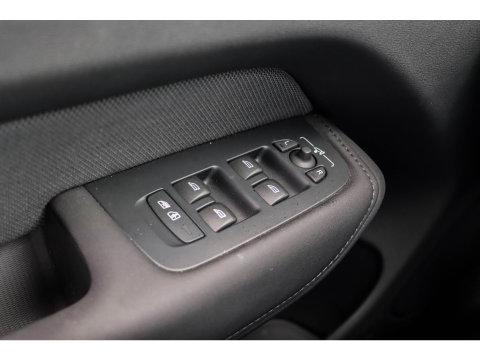 Volvo XC60 T6 AWD Ultra Black Edition 360 Cam Pano Trekhaak 21 inch Alarm