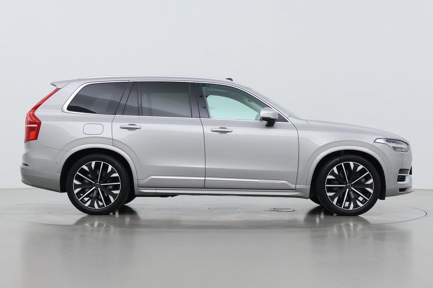 Volvo XC90 T8 Ultimate Bright | ACC | Luchtvering | Panoramadak | Harman/Kardon | Massage | Head-Up | 21 inch