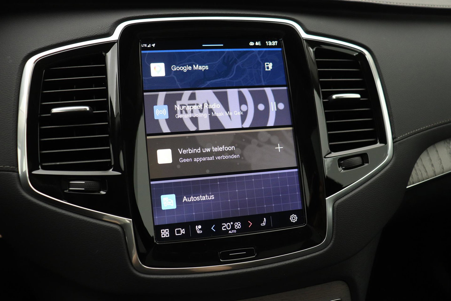Volvo XC90 T8 Ultimate Bright | ACC | Luchtvering | Panoramadak | Harman/Kardon | Massage | Head-Up | 21 inch