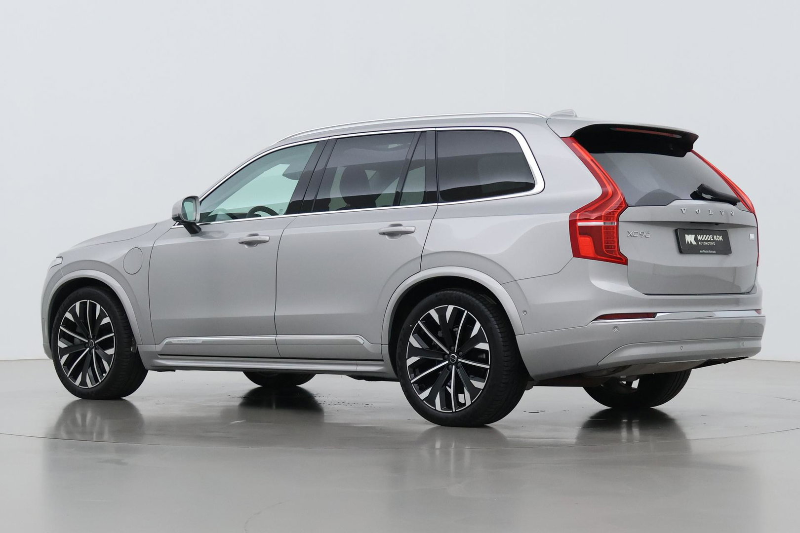 Volvo XC90 T8 Ultimate Bright | ACC | Luchtvering | Panoramadak | Harman/Kardon | Massage | Head-Up | 21 inch