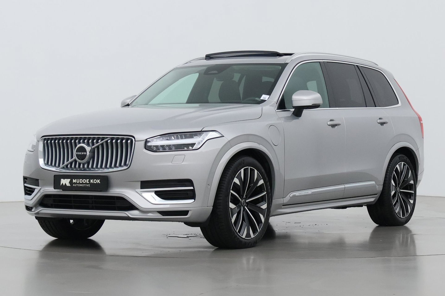 Volvo XC90 T8 Ultimate Bright | ACC | Luchtvering | Panoramadak | Harman/Kardon | Massage | Head-Up | 21 inch
