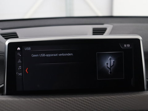 BMW X2 sDrive20i High Executive M-sport | Sportstoelen | Alcantara | Climate control | Full LED | Stoelverwarming | Cruise control | Park assist | Sfeerverlichting | 19'' |