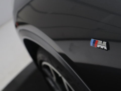 BMW X2 sDrive20i High Executive M-sport | Sportstoelen | Alcantara | Climate control | Full LED | Stoelverwarming | Cruise control | Park assist | Sfeerverlichting | 19'' |