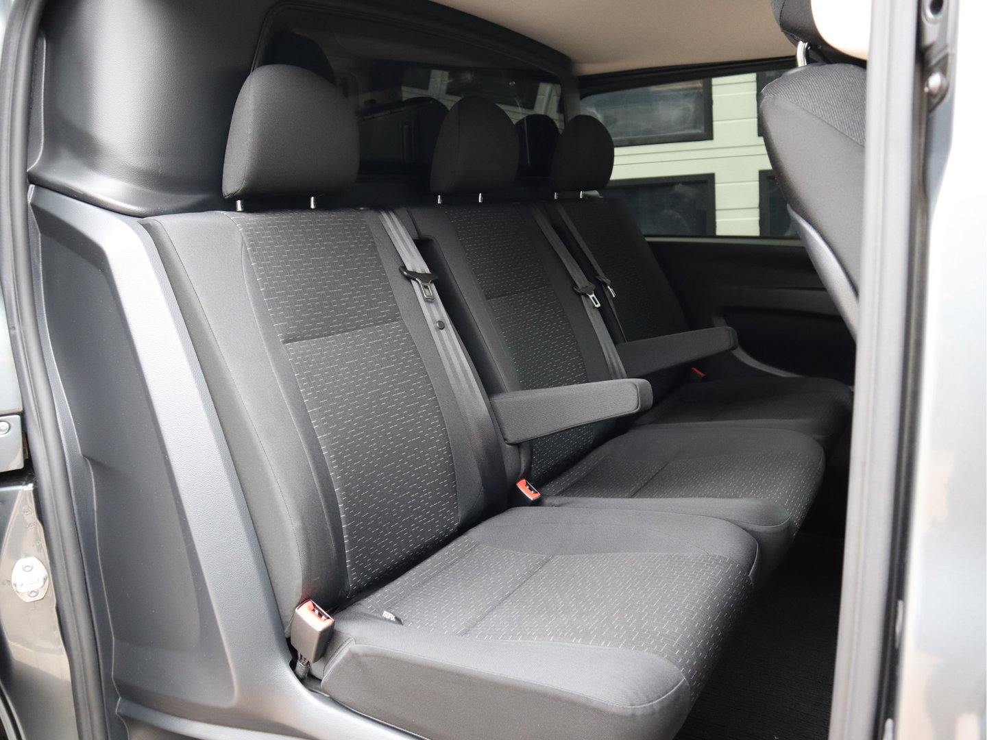Mercedes-Benz Vito 116 CDI Automaat Euro 6 - DC 5 Pers. - 2x Schuifdr - A.Deuren - LED - Cruise - Camera