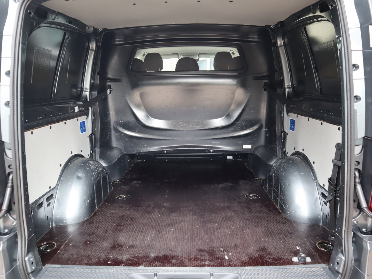 Mercedes-Benz Vito 116 CDI Automaat Euro 6 - DC 5 Pers. - 2x Schuifdr - A.Deuren - LED - Cruise - Camera