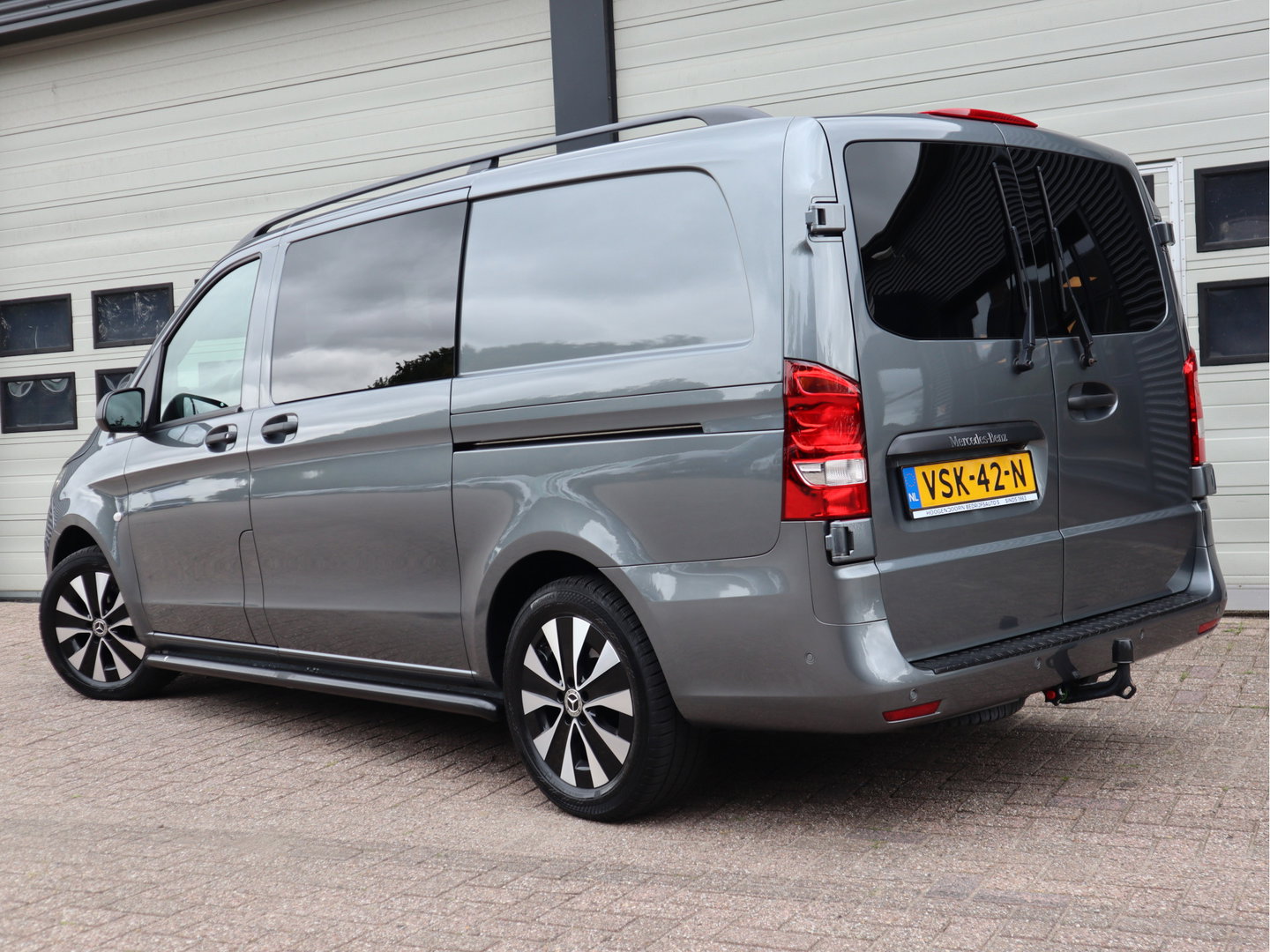 Mercedes-Benz Vito 116 CDI Automaat Euro 6 - DC 5 Pers. - 2x Schuifdr - A.Deuren - LED - Cruise - Camera