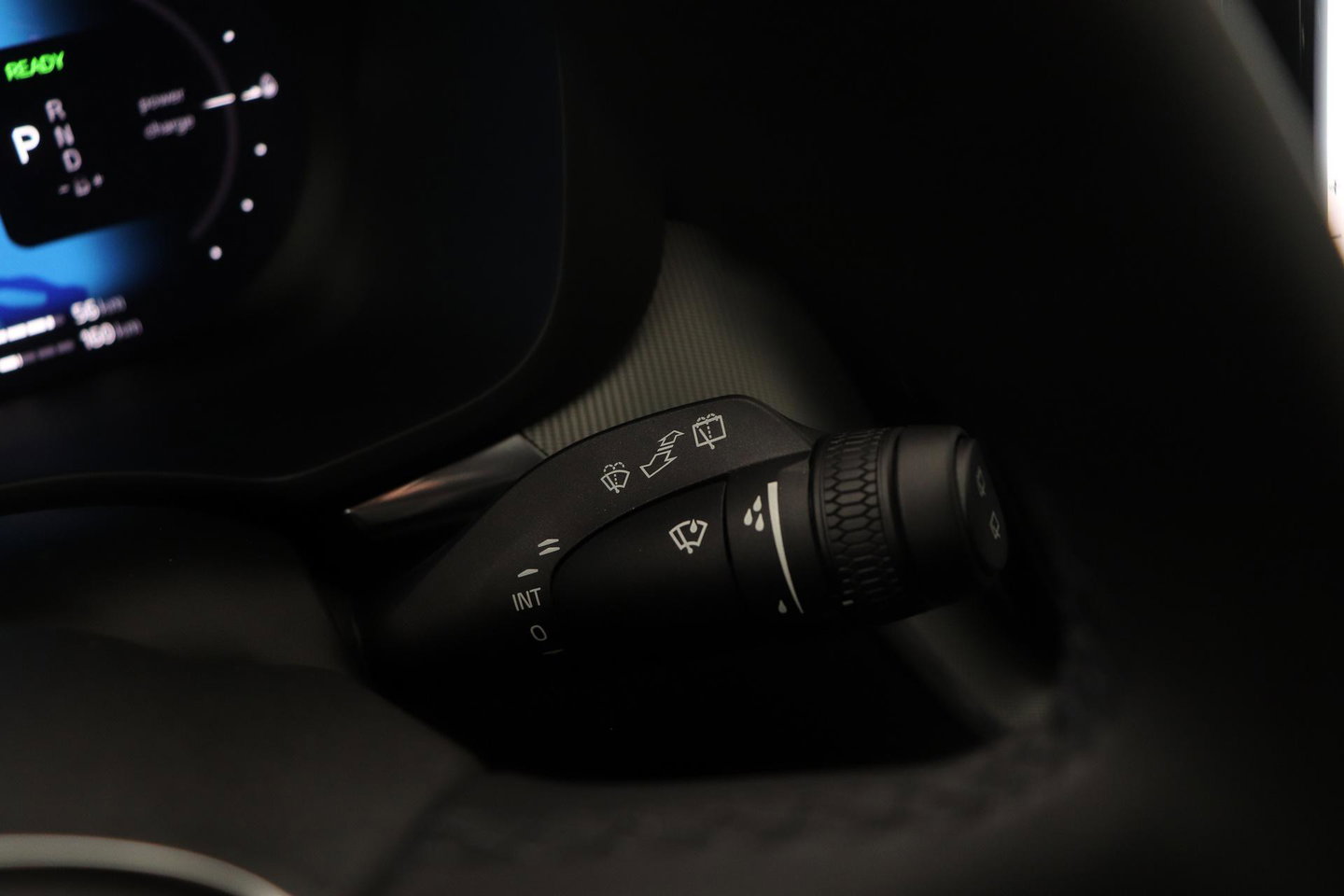 Volvo XC60 T8 Plus Dark | Harman/Kardon | Panoramadak | 360° Camera | BLIS | Stoel+Stuurverwarming | ACC