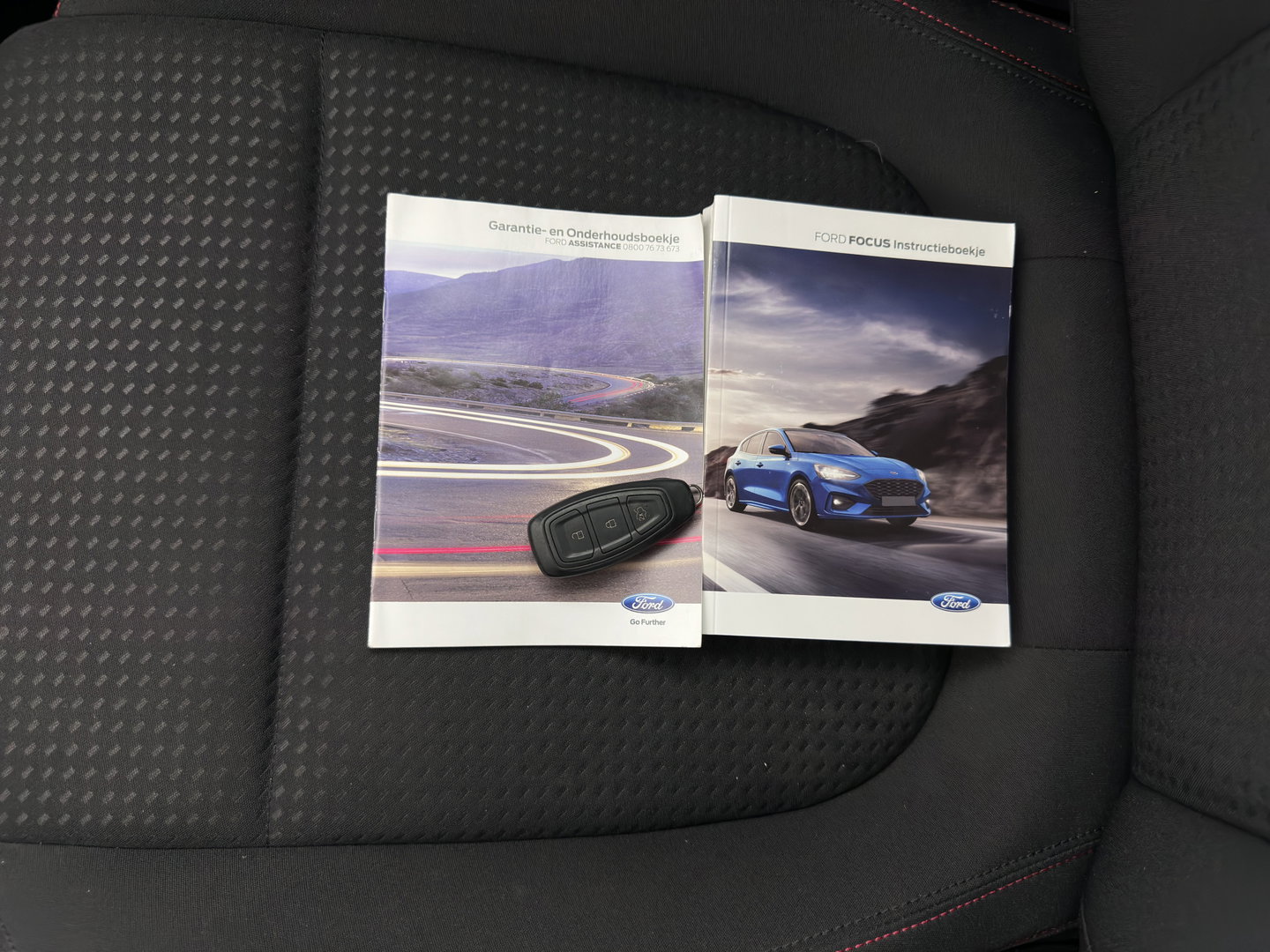 Ford FOCUS Wagon 1.5 EcoBlue ST Line Business *FULL-LED | SPORT-SEATS | NAVI-FULLMAP | KEYLESS | PRIVACY-GLASS | ECC | PDC | CRUISE | 18''ALU*