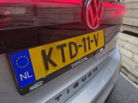 Volkswagen Tiguan 1.5 eHybrid R-Line Edition Pano Leder IQ HUD Trekhaak Blackstyle 20" LM