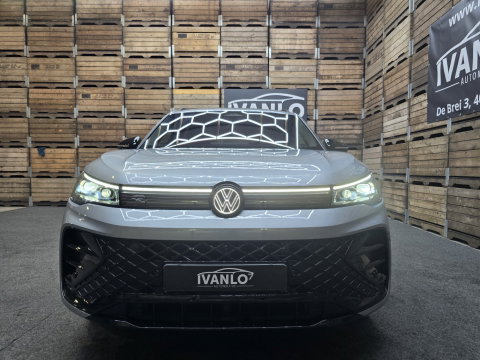 Volkswagen Tiguan 1.5 eHybrid R-Line Edition Pano Leder IQ HUD Trekhaak Blackstyle 20" LM