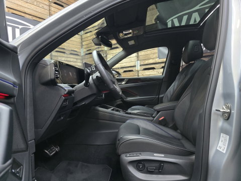 Volkswagen Tiguan 1.5 eHybrid R-Line Edition Pano Leder IQ HUD Trekhaak Blackstyle 20" LM