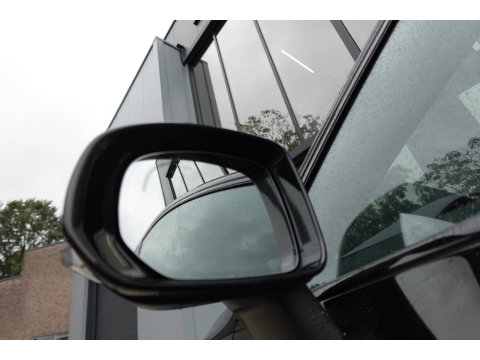 Volvo XC60 2.0 T8 Twin Engine AWD Design PANO EYLESS CAM