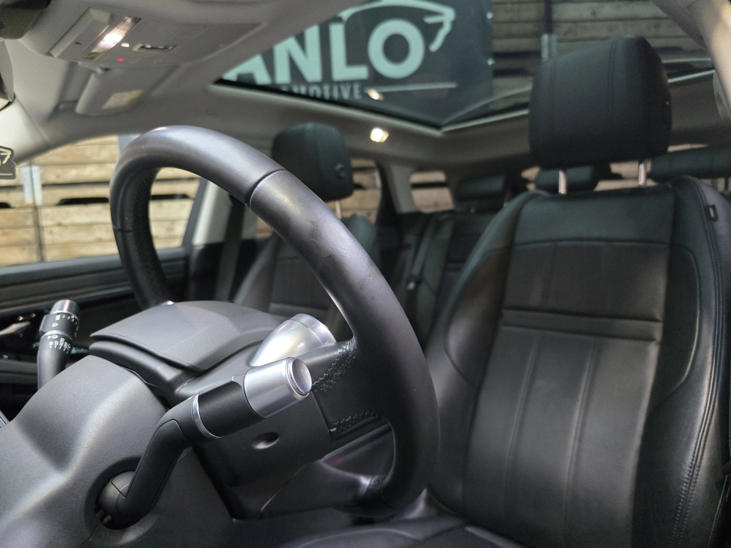 Land Rover Range Rover Evoque 2.0 P200 AWD R-Dynamic Pano camera Navi Leder Clima 18"LM