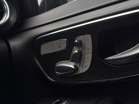 Mercedes-Benz V-Klasse 250d 4-MATIC Lang DC AMG | LEDER | 360 | LED | BURMESTER | BEKER KOELING \ VERWARMING | STANDKACHEL