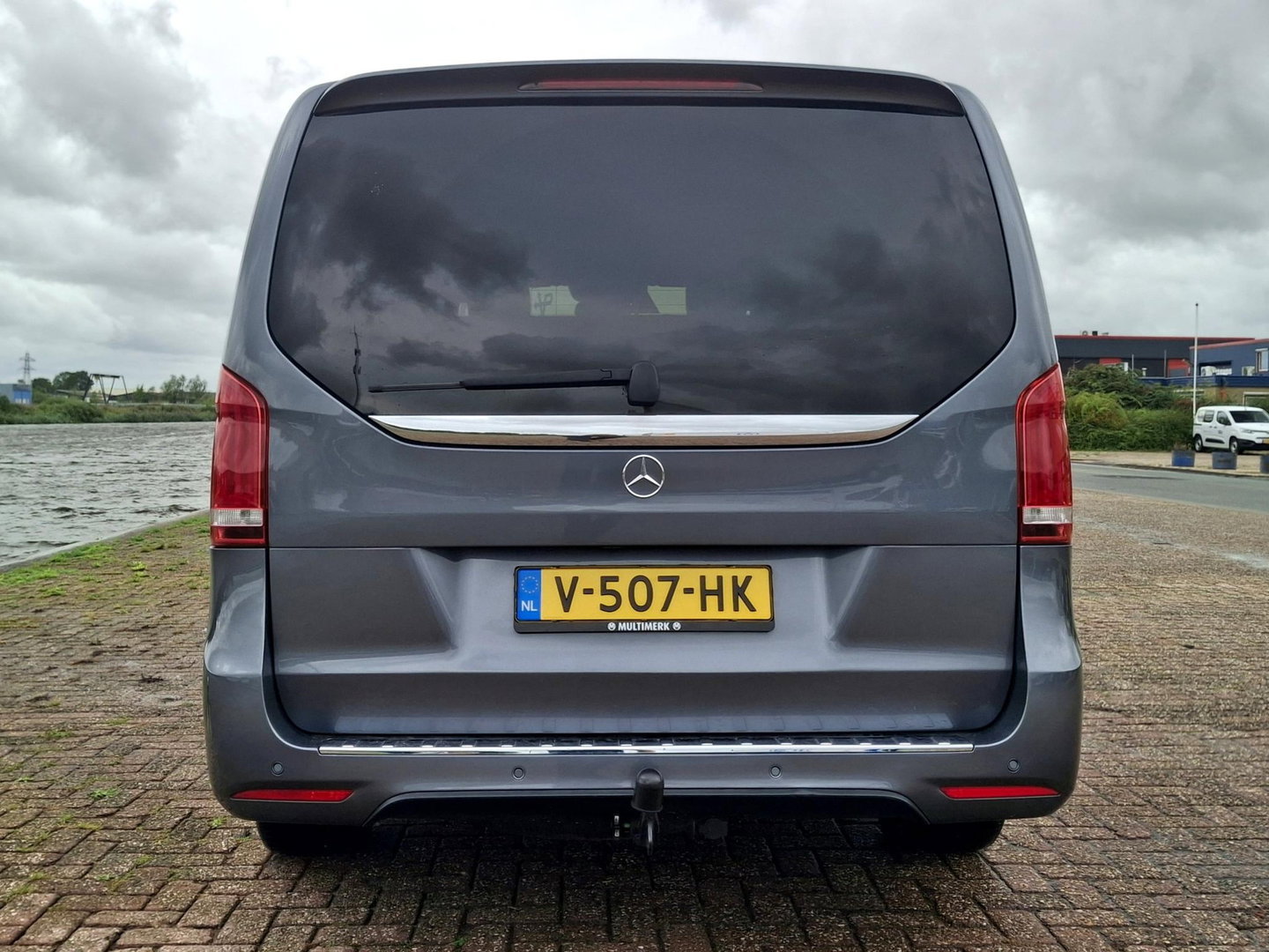 Mercedes-Benz V-Klasse 250d 4-MATIC Lang DC AMG | LEDER | 360 | LED | BURMESTER | BEKER KOELING \ VERWARMING | STANDKACHEL