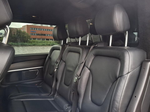 Mercedes-Benz V-Klasse 250d 4-MATIC Lang DC AMG | LEDER | 360 | LED | BURMESTER | BEKER KOELING \ VERWARMING | STANDKACHEL