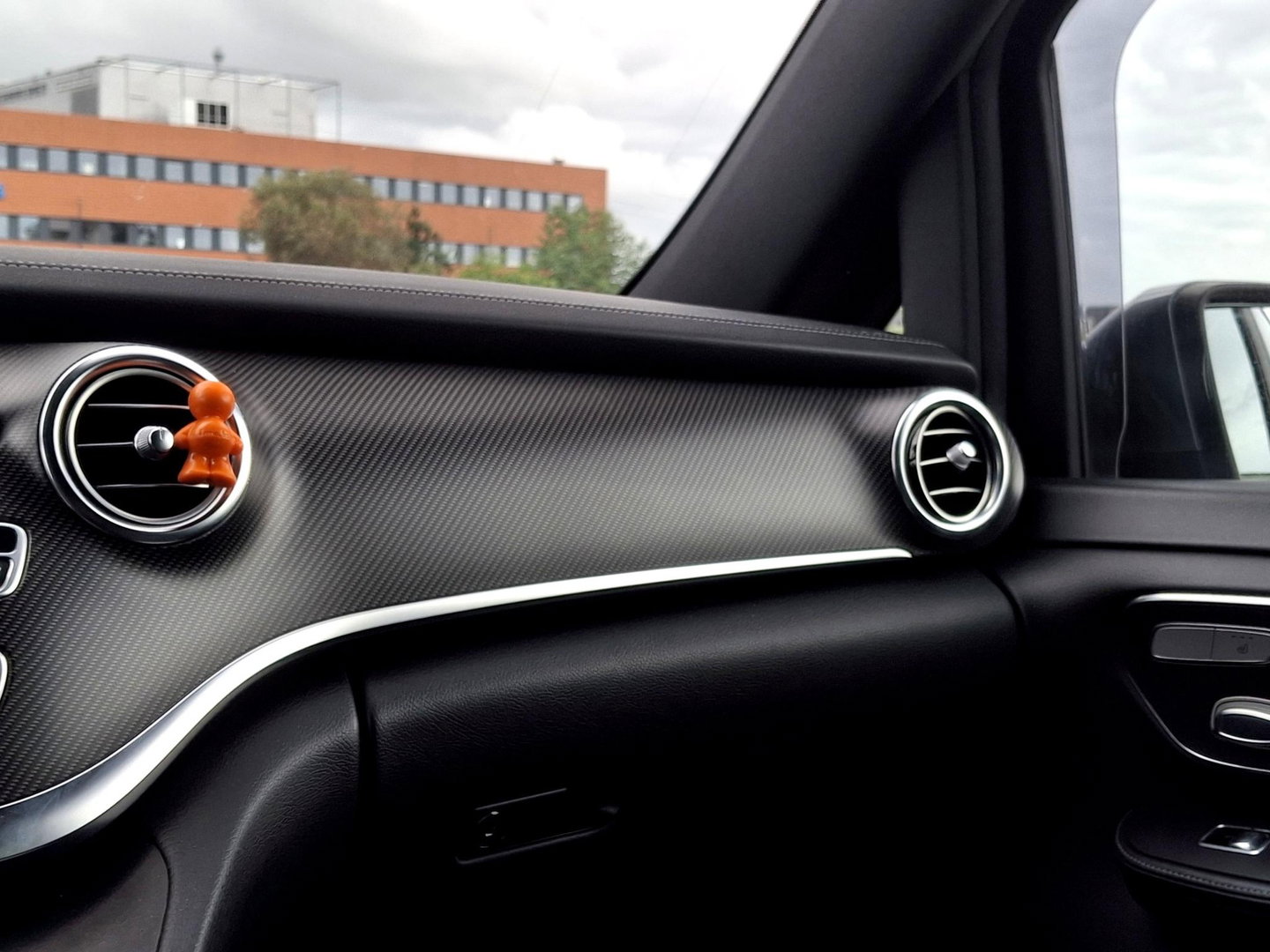 Mercedes-Benz V-Klasse 250d 4-MATIC Lang DC AMG | LEDER | 360 | LED | BURMESTER | BEKER KOELING \ VERWARMING | STANDKACHEL