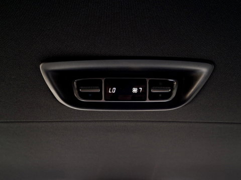 Mercedes-Benz V-Klasse 250d 4-MATIC Lang DC AMG | LEDER | 360 | LED | BURMESTER | BEKER KOELING \ VERWARMING | STANDKACHEL