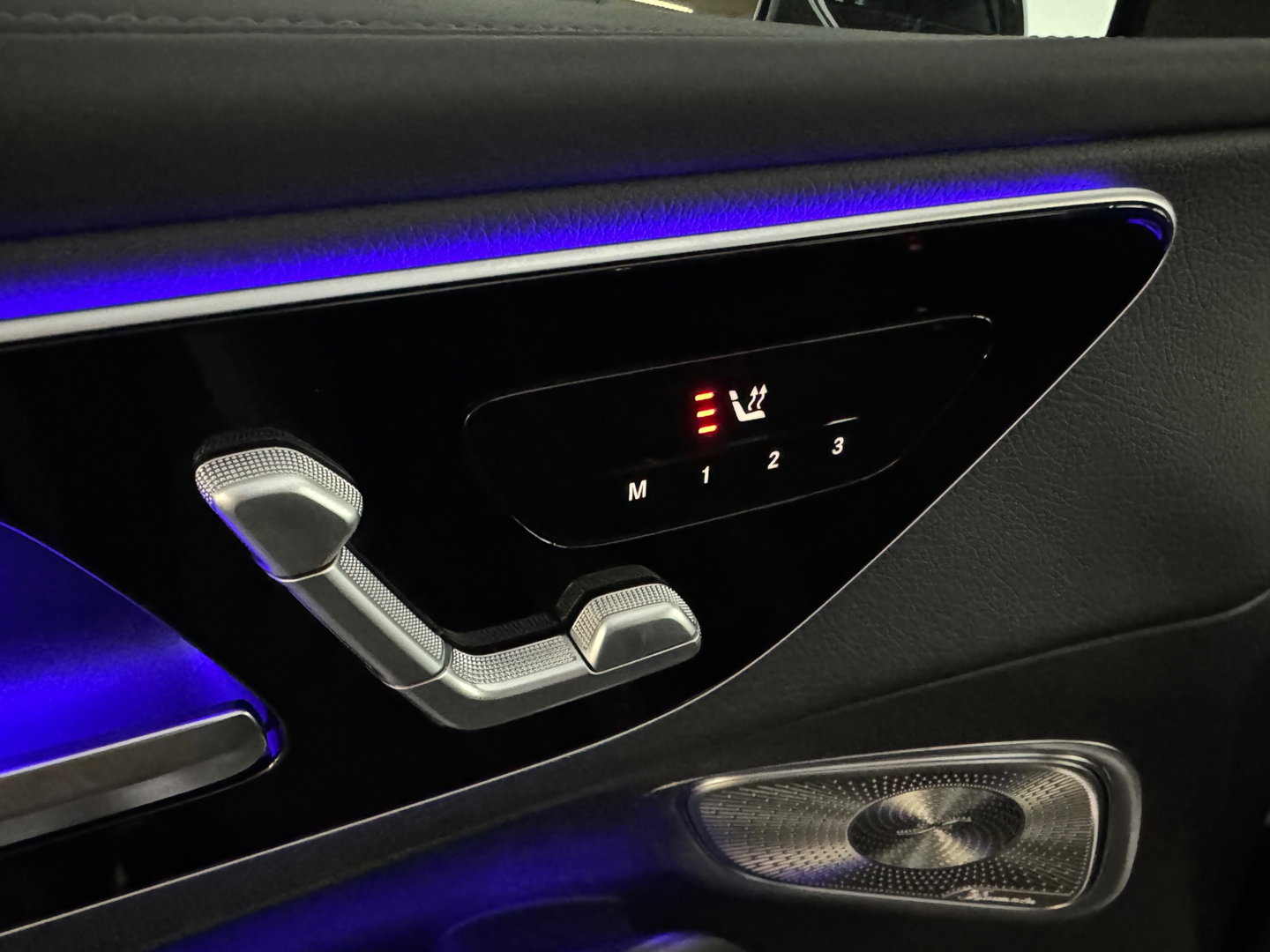 Mercedes-Benz GLC 300e 4MATIC AMG Line Bumeister|Keyless|Dodehoek|Memory