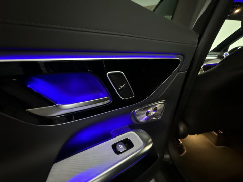Mercedes-Benz GLC 300e 4MATIC AMG Line Bumeister|Keyless|Dodehoek|Memory