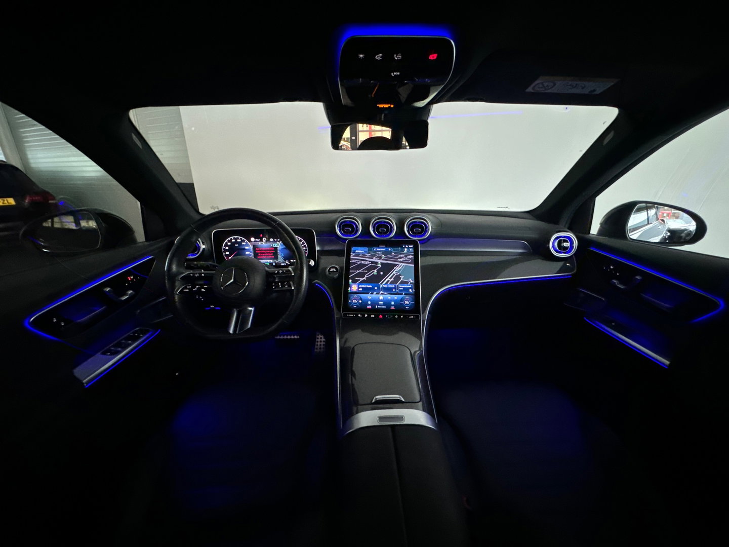 Mercedes-Benz GLC 300e 4MATIC AMG Line Bumeister|Keyless|Dodehoek|Memory