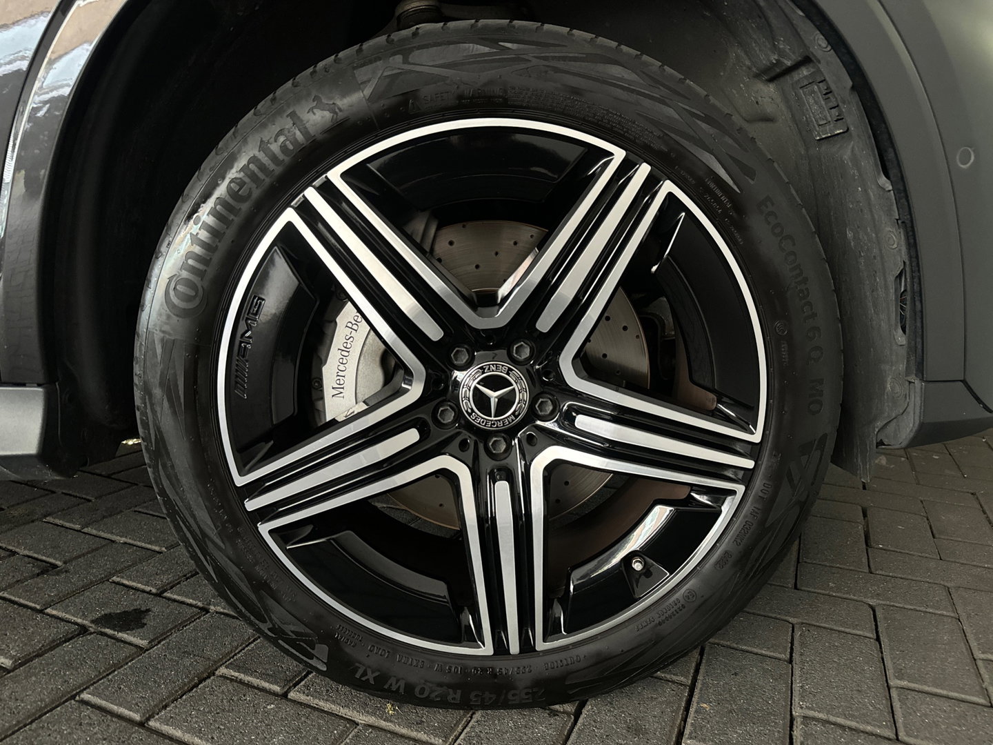 Mercedes-Benz GLC 300e 4MATIC AMG Line Bumeister|Keyless|Dodehoek|Memory
