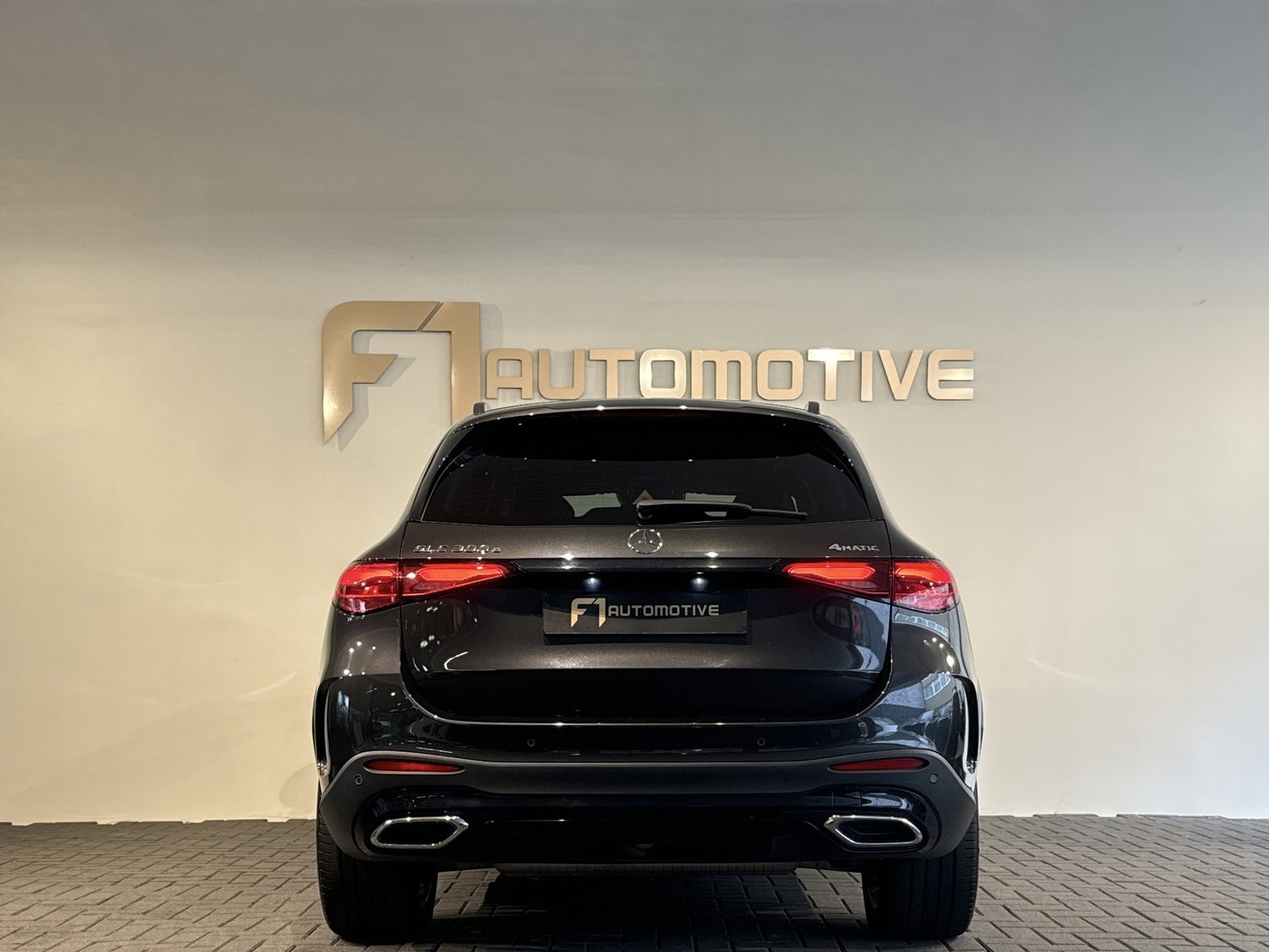 Mercedes-Benz GLC 300e 4MATIC AMG Line Bumeister|Keyless|Dodehoek|Memory