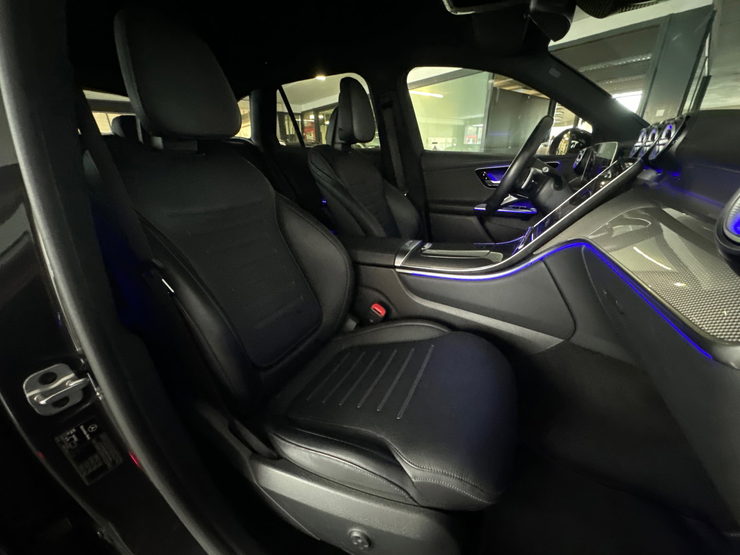 Mercedes-Benz GLC 300e 4MATIC AMG Line Bumeister|Keyless|Dodehoek|Memory