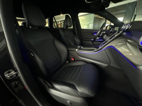Mercedes-Benz GLC 300e 4MATIC AMG Line Bumeister|Keyless|Dodehoek|Memory