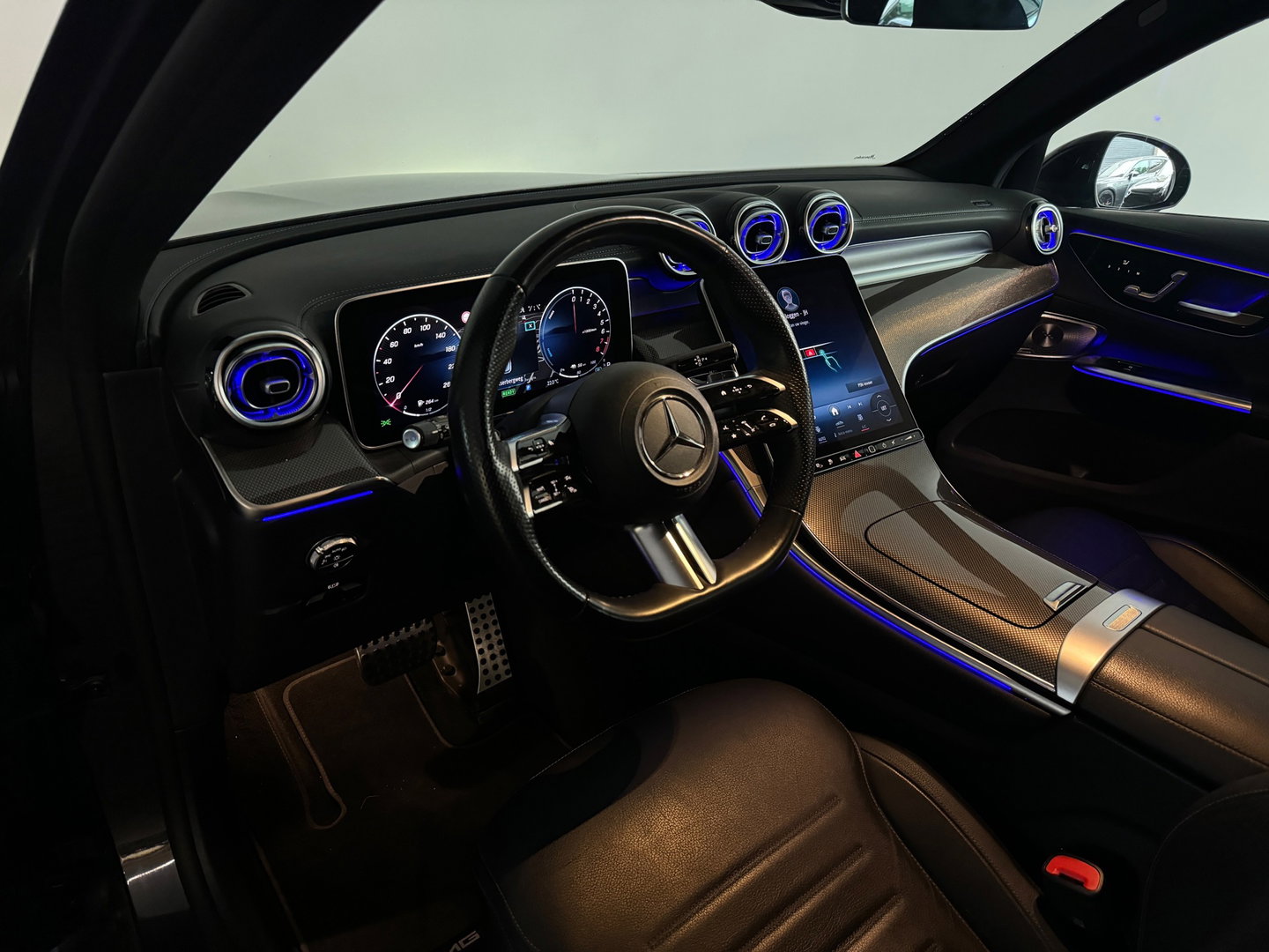 Mercedes-Benz GLC 300e 4MATIC AMG Line Bumeister|Keyless|Dodehoek|Memory