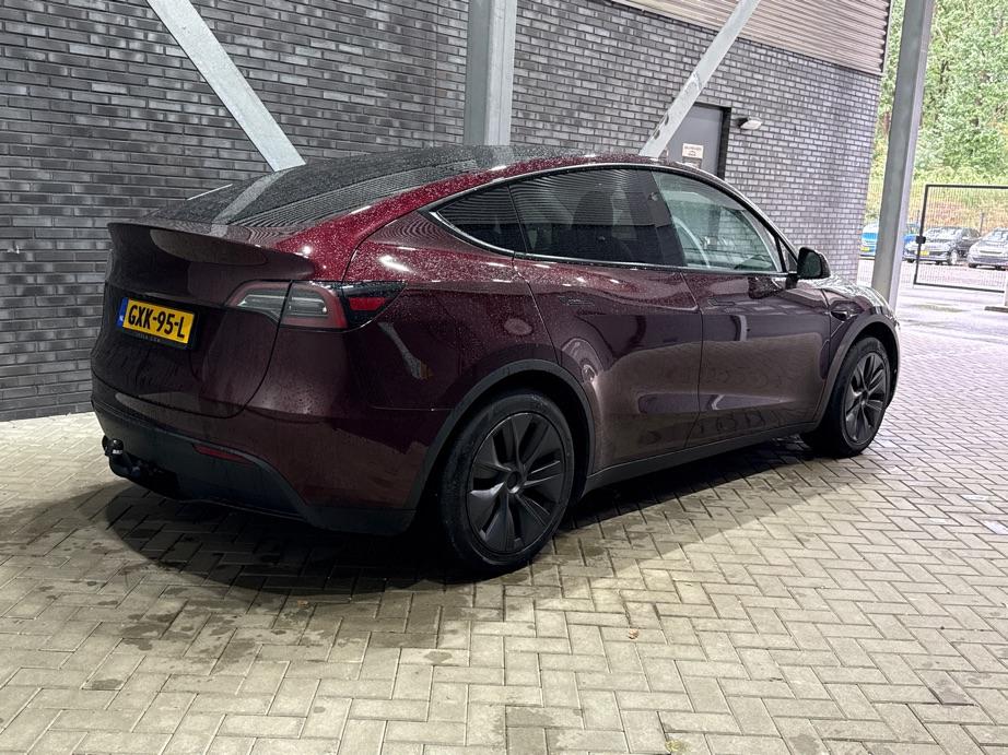 Tesla Model Y Long Range RWD 75 kWh | Panoramadak | Trekhaak | 360° Camera | Stoelverwarming V+A