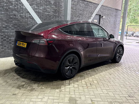 Tesla Model Y Long Range RWD 75 kWh | Panoramadak | Trekhaak | 360° Camera | Stoelverwarming V+A