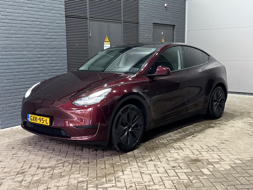 Tesla Model Y Long Range RWD 75 kWh | Panoramadak | Trekhaak | 360° Camera | Stoelverwarming V+A