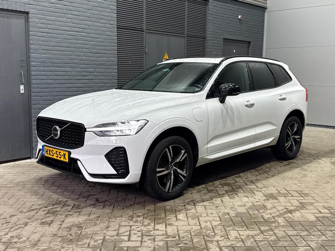 Volvo XC60 T6 R-Design |  Long Range | Harman/Kardon | Panoramadak | Standkachel | Camera | Keyless | Stoel+Stuurverwarming | ACC
