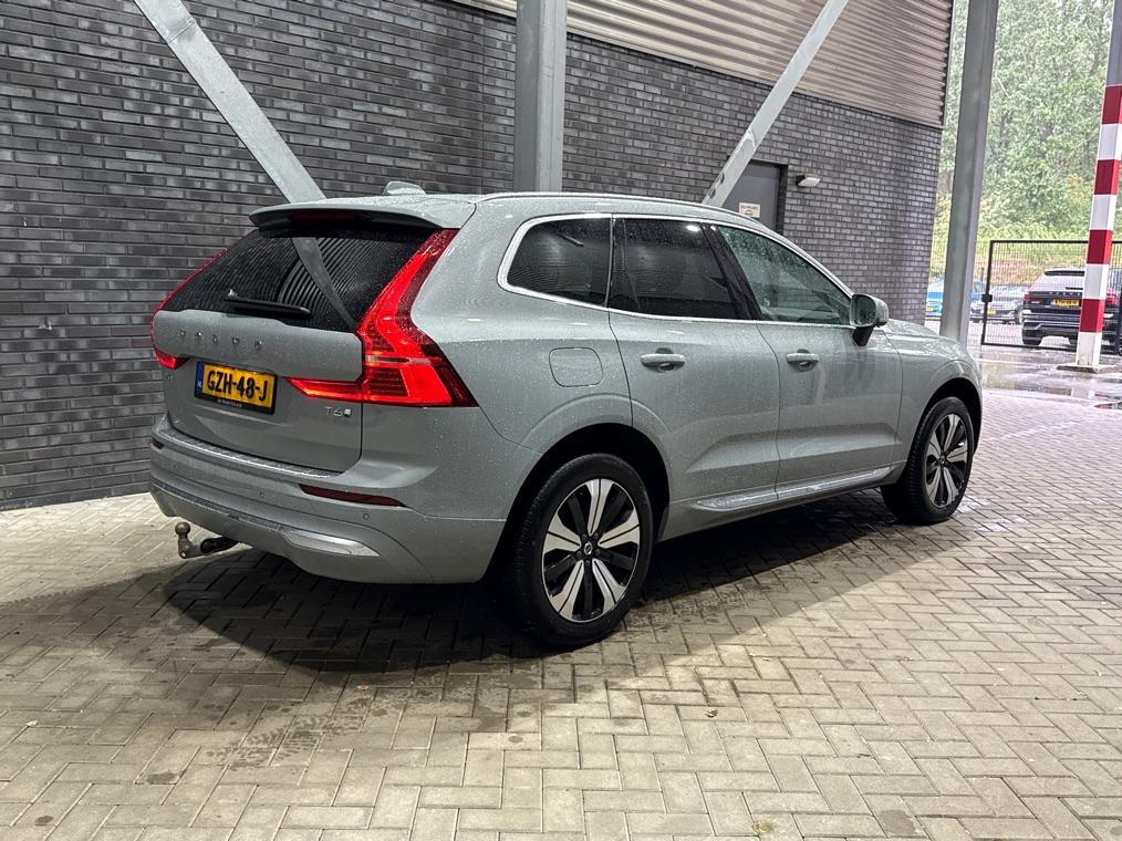 Volvo XC60 T6 Essential Bright | Panoramadak | Trekhaak | Pilot Assist | BLIS | Camera | Stoel+Stuurverwarming | ACC