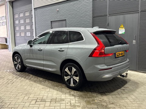 Volvo XC60 T6 Essential Bright | Panoramadak | Trekhaak | Pilot Assist | BLIS | Camera | Stoel+Stuurverwarming | ACC