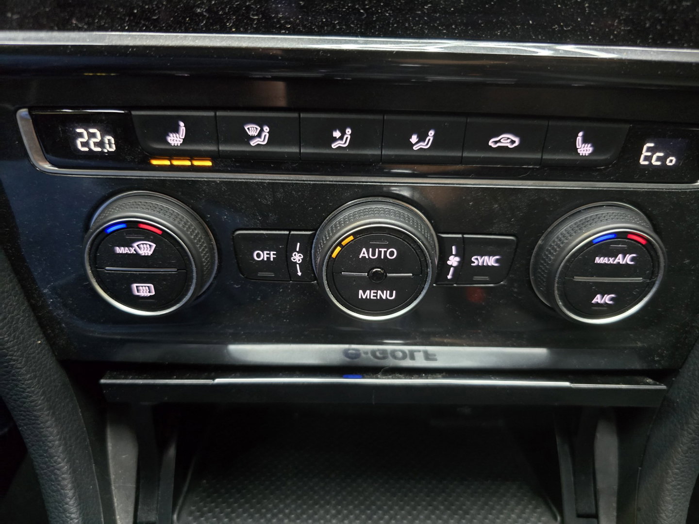 Volkswagen e-Golf E-Golf Navigatie Clima Carplay Cruise Camera LM SOH 93.6%