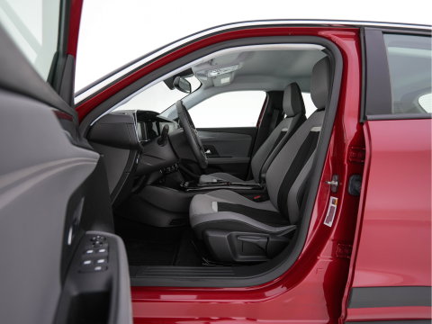 Opel Mokka-e Business Elegance 50-kWh (3-Fase-11kw) { SoH-100%} *HEATPUMP | MICROFIBRE | DIGI-COCKPIT | FULL-LED | CAMERA | COMFORTSEATS | KEYLESS | DAB+ | ECC | CRUISE | 16''ALU*
