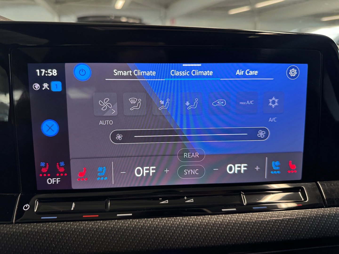 Volkswagen Golf 2.0 TSI R 4Motion Pano|H/K|HuD|Stoelventilatie|Keyless