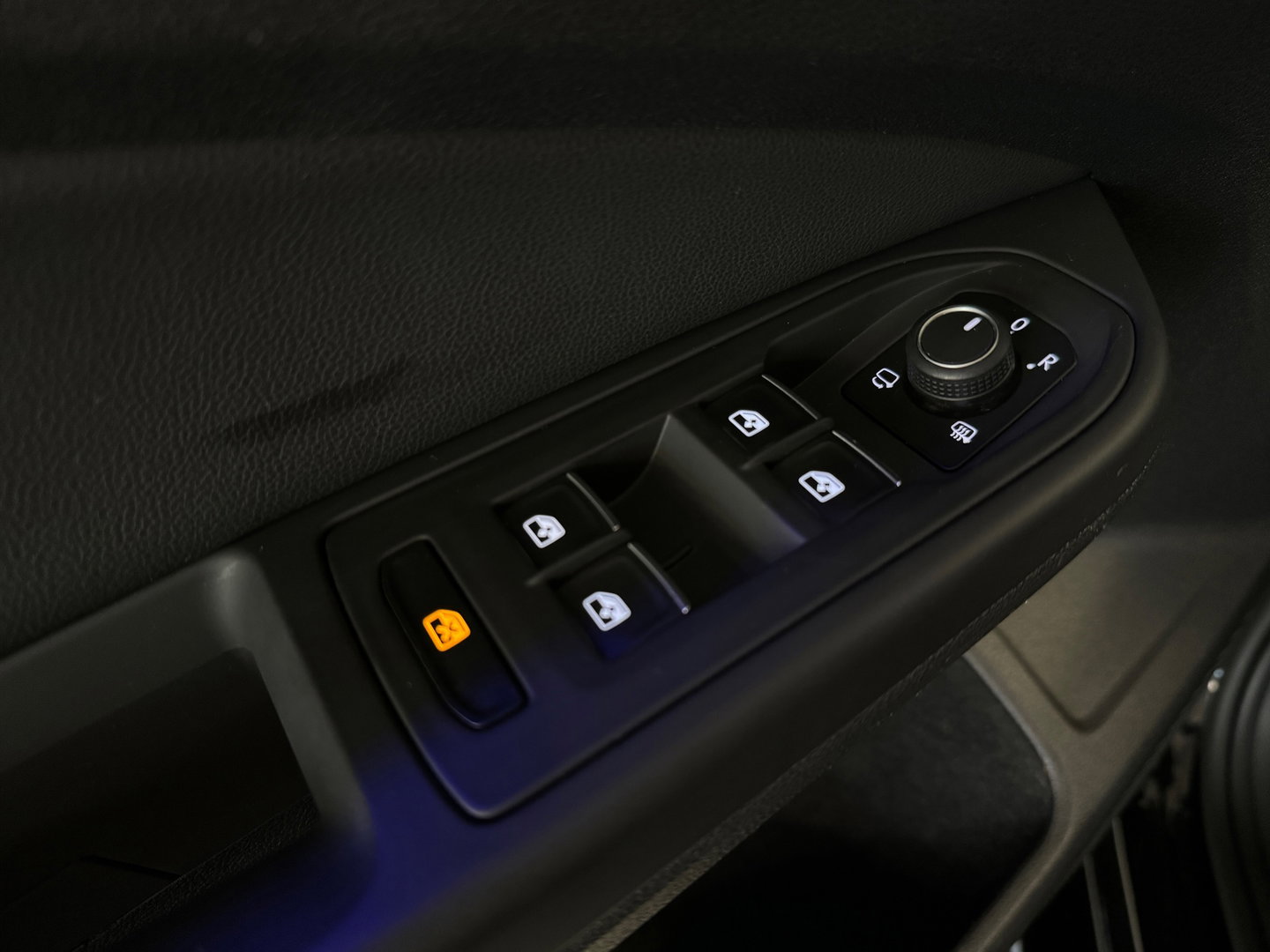 Volkswagen Golf 2.0 TSI R 4Motion Pano|H/K|HuD|Stoelventilatie|Keyless