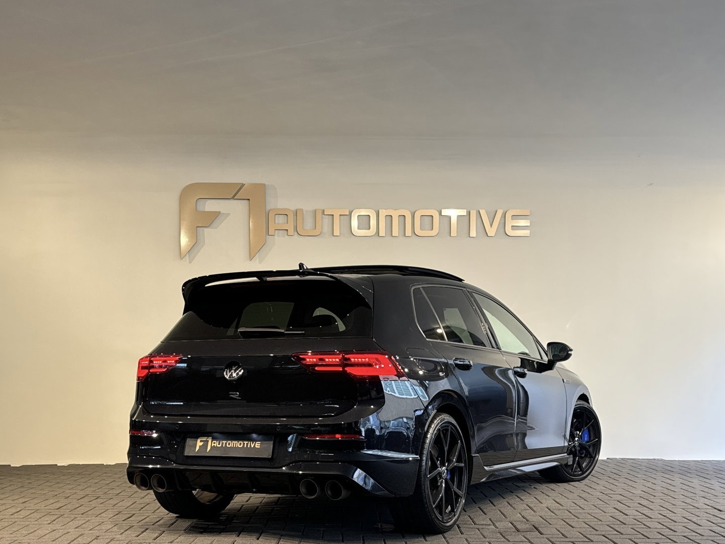Volkswagen Golf 2.0 TSI R 4Motion Pano|H/K|HuD|Stoelventilatie|Keyless