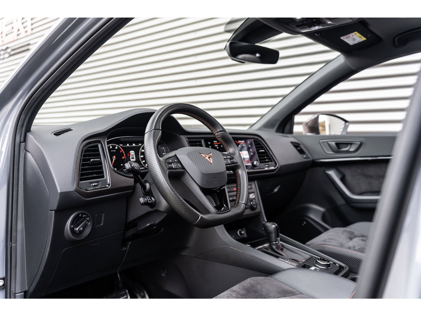 CUPRA Ateca 2.0 TSI 4DRIVE LIMITED PANO CARBON AKRA BREMBO
